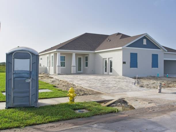 Portable Toilet Options We Offer in Somerset, TX